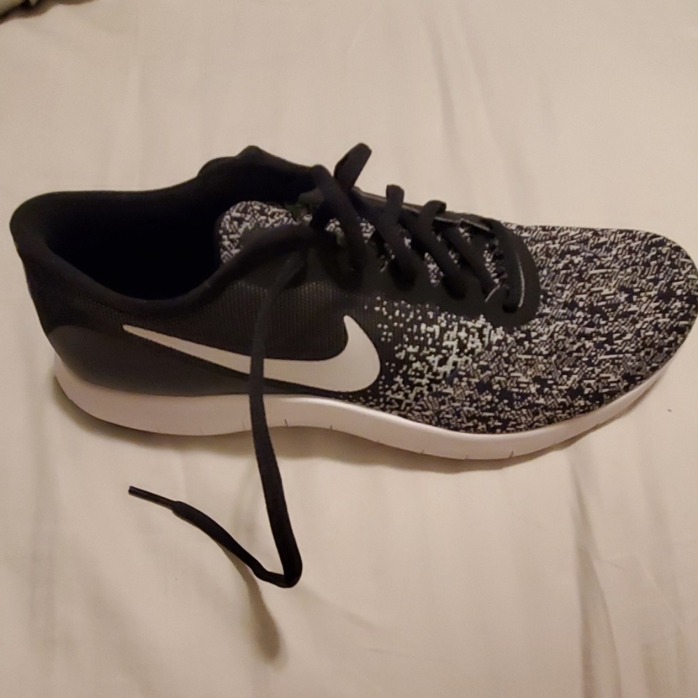 Women's Nike Flex Contact
